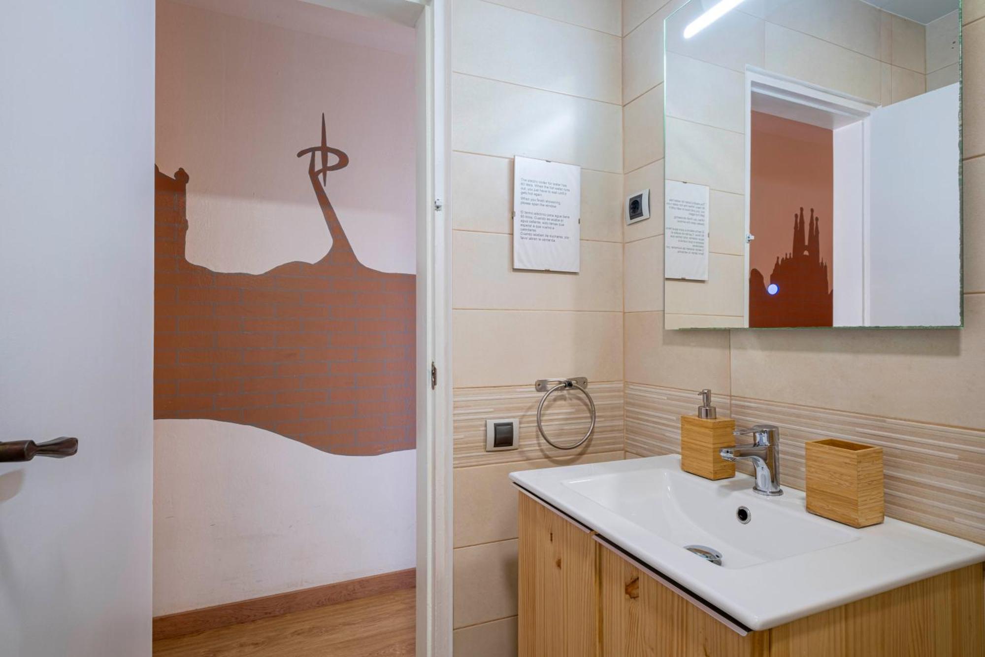 5 Min To The Sea And 15 Min To Barcelona Center Sant Adria de Besos Exterior foto